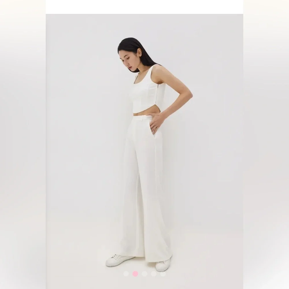 Love Bonito Pvara Regular Flare Pants (2022 Version) white Size S - Picture 2 of 8